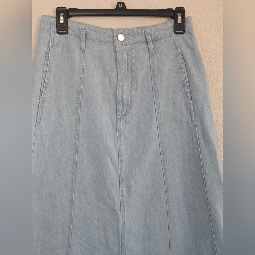Light Wash Denim Maxi Skirt - Women's Casual A-Line - Picture 4 of 8